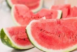 西瓜和蜜瓜搭配吃,西瓜蜜瓜双享，清凉甜蜜一夏