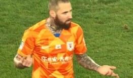 卡达尔吃瓜,揭秘娱乐圈幕后风云