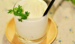 吃二甲酸瓜可以喝牛奶吗,食用搭配指南