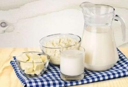 吃二甲酸瓜可以喝牛奶吗,食用搭配指南