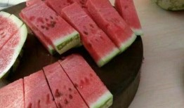 吃瓜届的学生,揭秘学生圈的热门话题与幕后故事