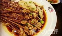 静海子牙吃瓜,瓜田里的夏日风情