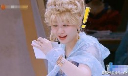 吃瓜女生视角图片