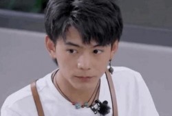 圈内吃黄晓明的瓜,娱乐圈风云再起，揭秘明星背后的秘密瓜