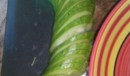 蛇形瓜可以吃吗,美味与营养并存，食用指南揭秘