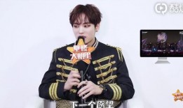 吃瓜壁咚,一场甜蜜的吃瓜壁咚故事