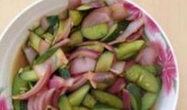 洋葱能和福寿瓜一起吃吗,洋葱与福寿瓜的搭配食用探讨