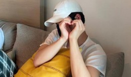 吃瓜壁咚,一场甜蜜的吃瓜壁咚故事