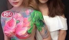 开封车模特吃瓜,一场意外的网络狂欢