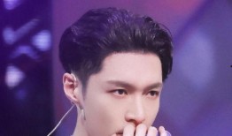 每日吃瓜华晨宇,每日吃瓜，娱乐生活新风尚