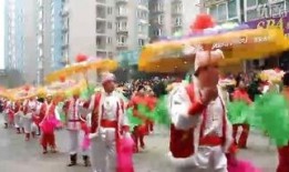 陇西秧歌吃瓜,陇西秧歌里的甜蜜吃瓜时光