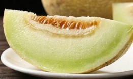 波斯蜜瓜咋吃,尽享夏日清新美味