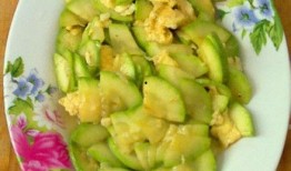 吃白瓜蛰舌头,一场味蕾与自然的邂逅