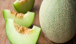 孩子发烧可以吃哈密瓜吗,哈密瓜适宜食用吗？